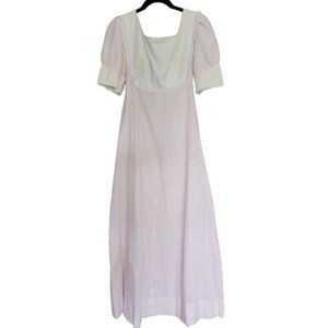Vintage Liberty House Hawaii Pink and White Eyelet Floral Muumuu Maxi Dr…